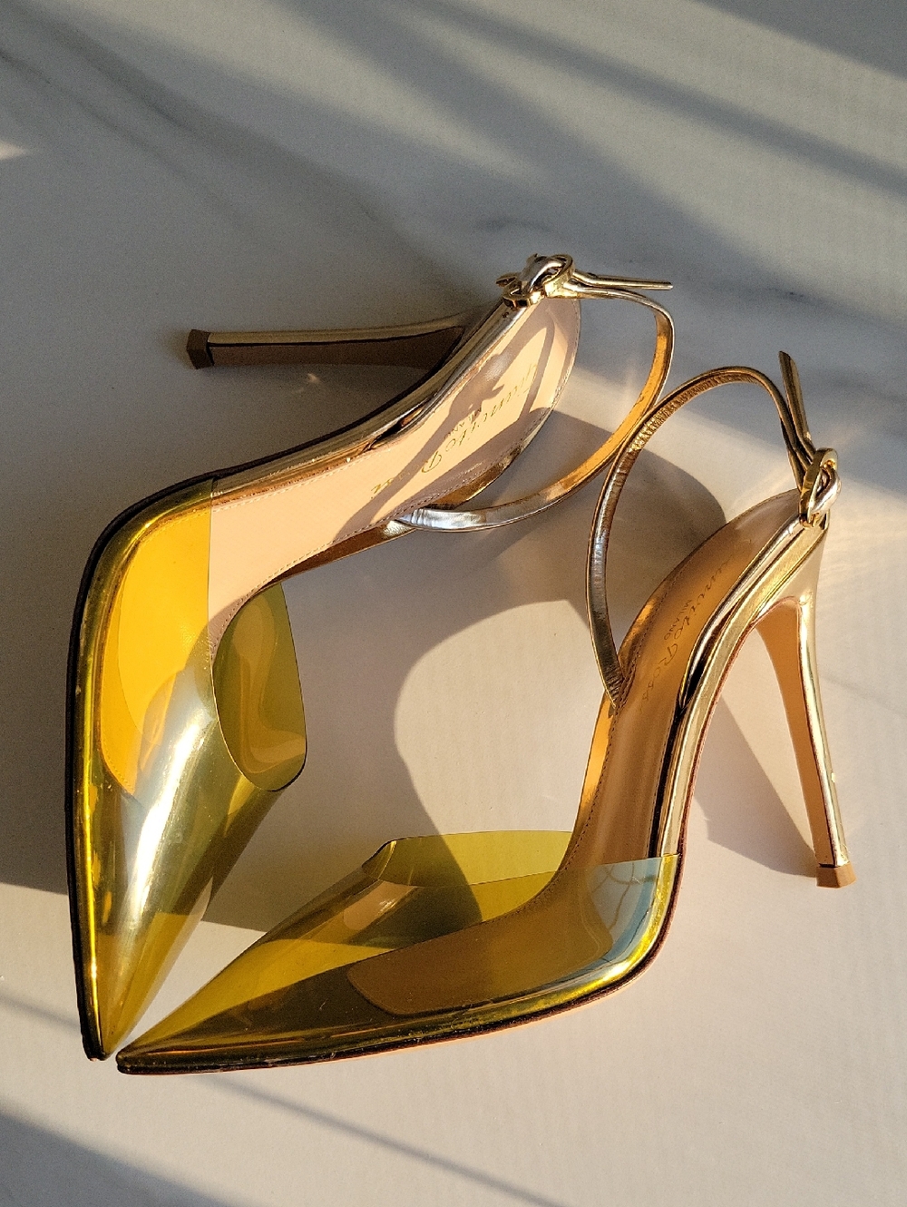 Gianvito Rossi Pointed Toe Yellow Transparent Slingback Pumps - Picture 7 of 16